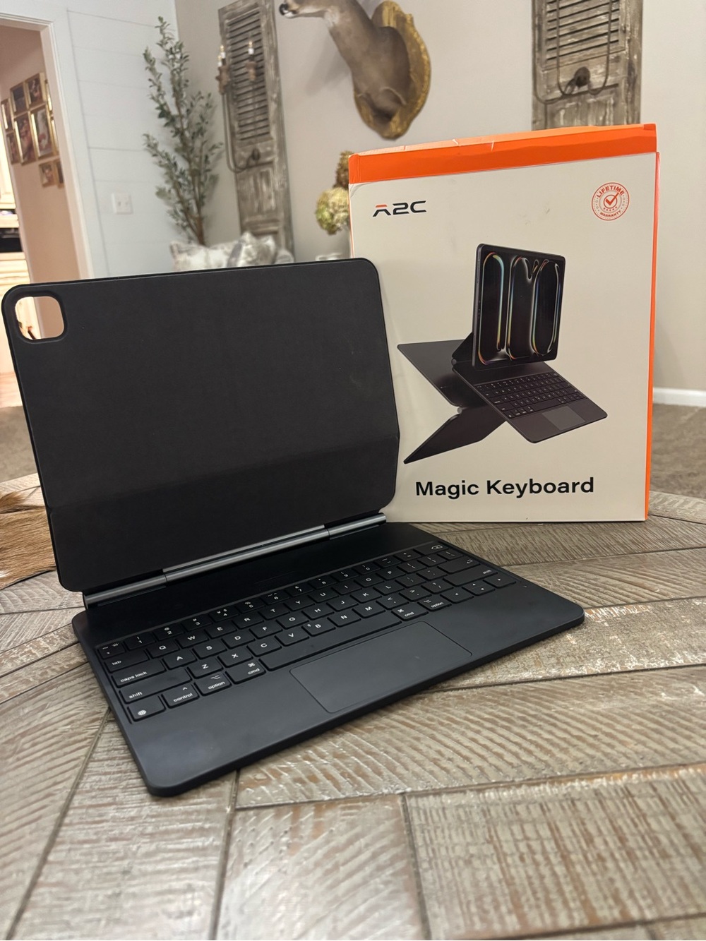 Magic Keyboard Case for iPad Pro 13